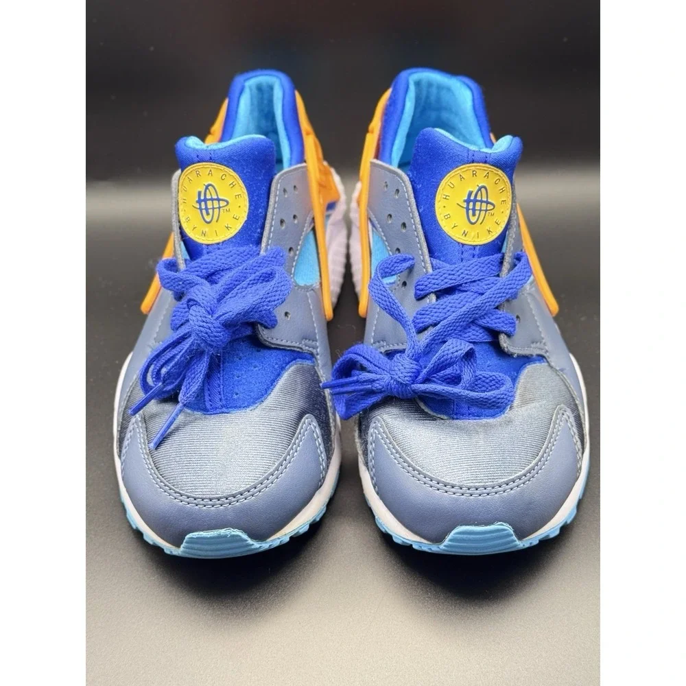 Size 5.5Y- Nike Huarache‎ Kids Pre Owned Shoes, White/Blue/Yellow